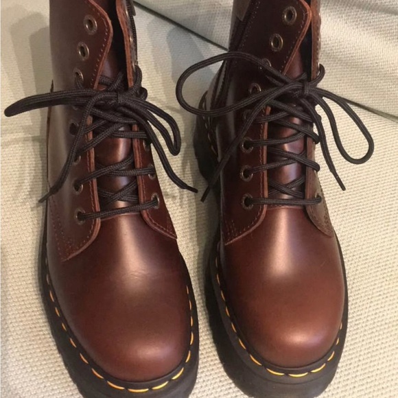 NWT Dr. Martens Jadon Brown Pull Up Leather Boots - Picture 3 of 8